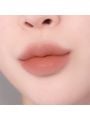 Banila Romantic Blush Lip & Cheek 17 Baby Bean - 3,7gr