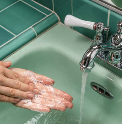 Axis-Y Quinoa One Step Balanced Gel Cleanser - 180ml