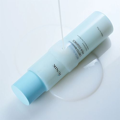 iUNIK Beta Glucan Lacto Barrier Milk Essence - 200ml