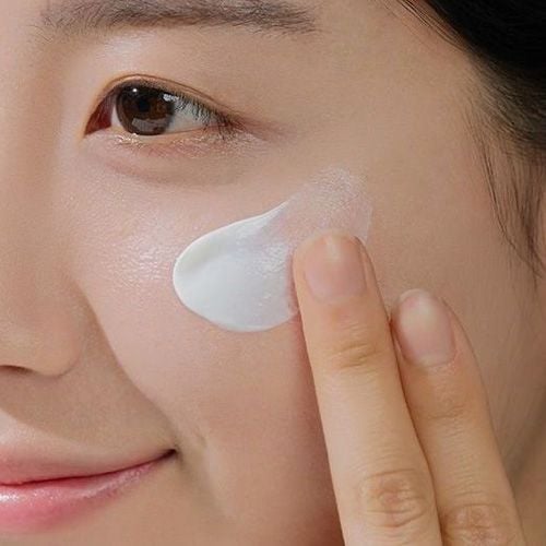 Skin1004 Madagascar Centella Air-Fit Sunscream Light SPF30 PA++++ - 50ml