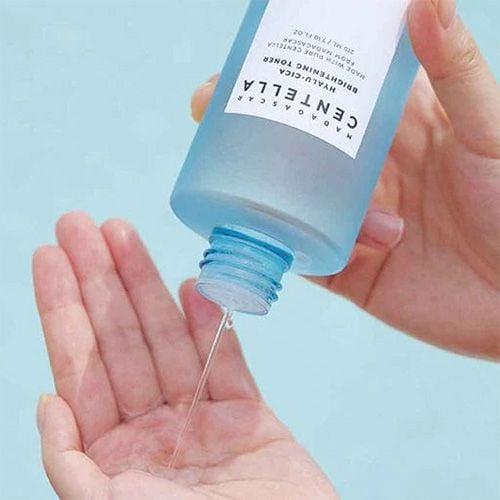 Skin1004 Madagascar Centella Hyalu-Cica Brightening Toner - 210ml